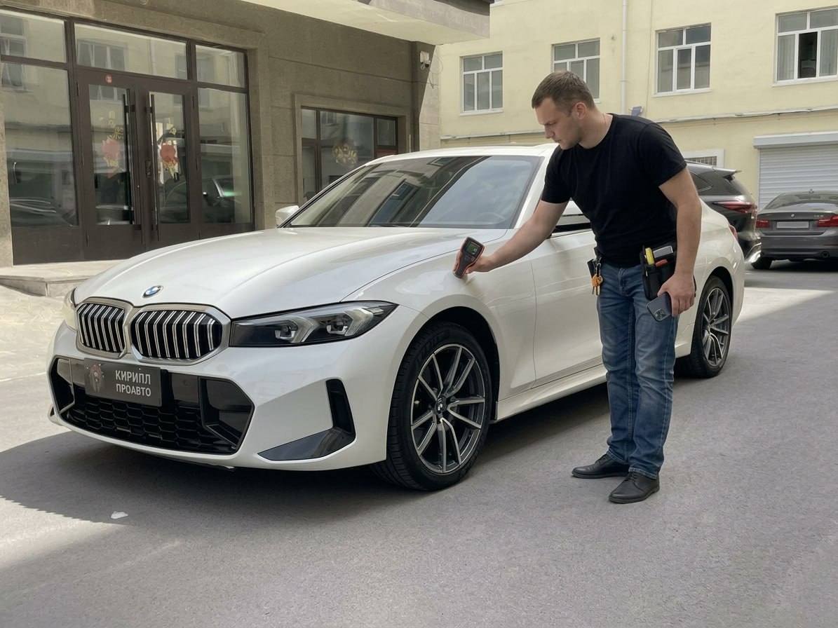 Проверка лакокрасочного покрытия автомобиля толщиномером